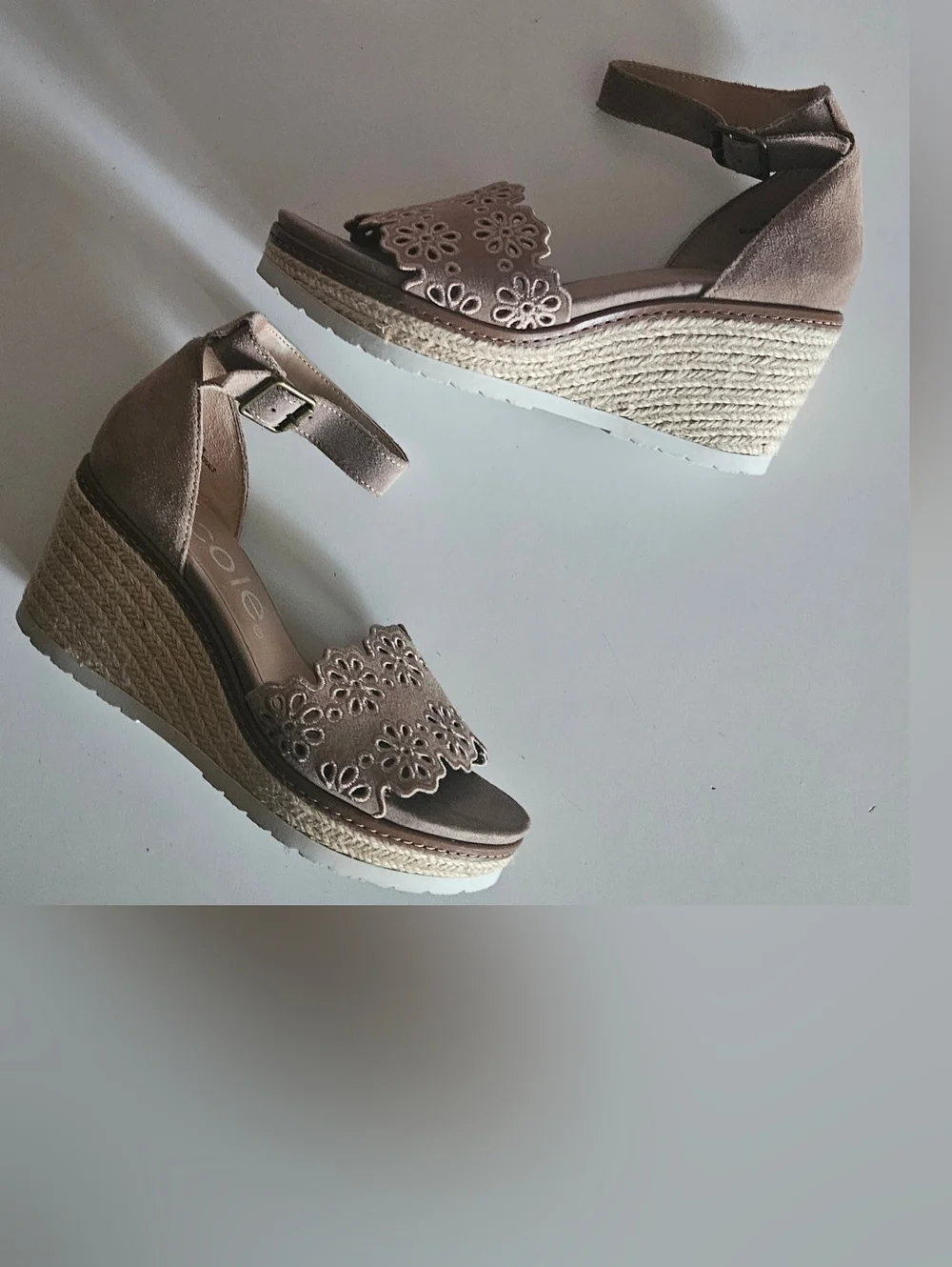 NWOT Nicole Sandal Wedges